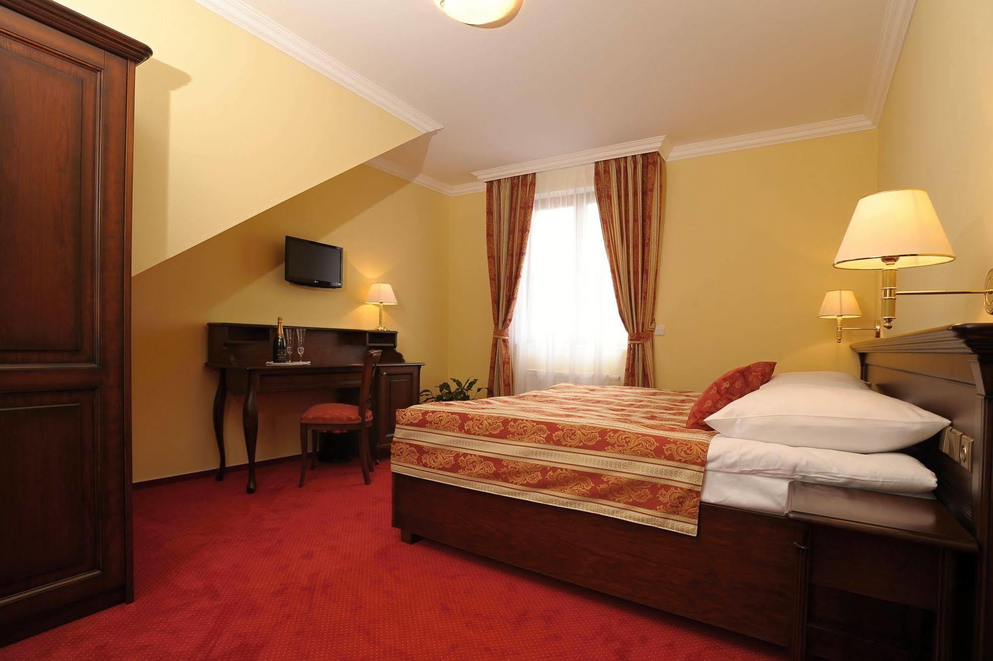 Apartman U Krale - 2 Jicin Exterior photo